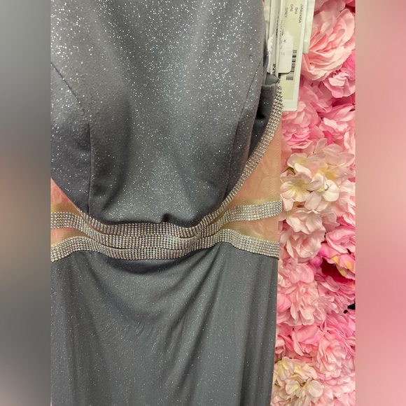 Jovani JVN62495 Grey Size 8 High Neck Sparkle Long Dress With Waist Beading NWT - Picture 4 of 7